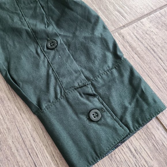 Harry Potter Hufflepuff Universal Studios Men’s Button-Up Shirt green Size L NEW - Picture 5 of 12